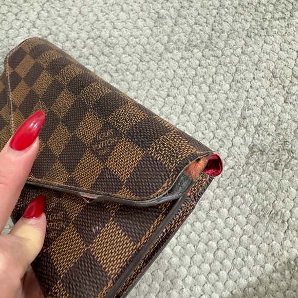 Louis Vuitton wallet - Picture 11 of 14